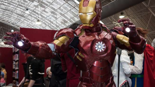 Keren! Warganet Ini Ciptakan Sistem Komputer Mirip di Film Iron Man