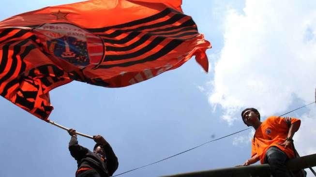 Jakmania Gerudug Istana