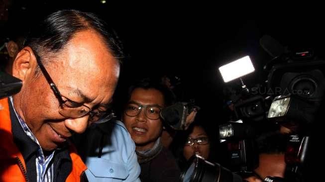 Kolesterol dan Kadar Darah Tinggi, Jero Minta Doa Rekan Demokrat