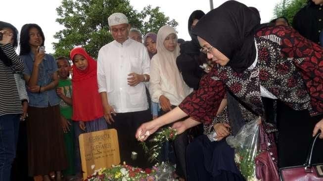 Putra Pepeng Ceritakan Detik-detik Terakhir Sang Ayah