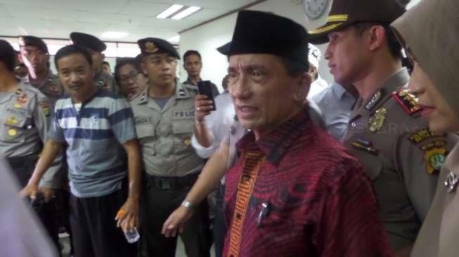 Mengeluh Sakit Mata, Fuad Amin Kembali Minta Dirawat