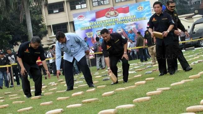Gelar Barang Bukti Ganja 2 Ton