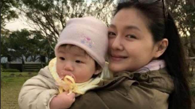 Barbie Hsu Marah Hamil Anak Kedua Diberitakan Media