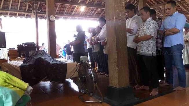 Didi Petet Didampingi Istri saat Meninggal