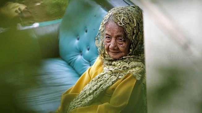 Anami Ikut Kontes Wanita Tertua di Dunia
