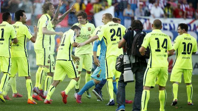 Barcelona Tatap "Treble", Madrid "In trouble"