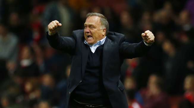 Dick Advocaat Tinggalkan Sunderland