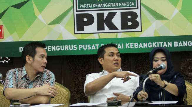 PKB meminta empat Kapoksi FPKB untuk mendorong DPR segera membentuk Pansus Beras Palsu/Plastik. (Suara.com/ Oke Atmadja)