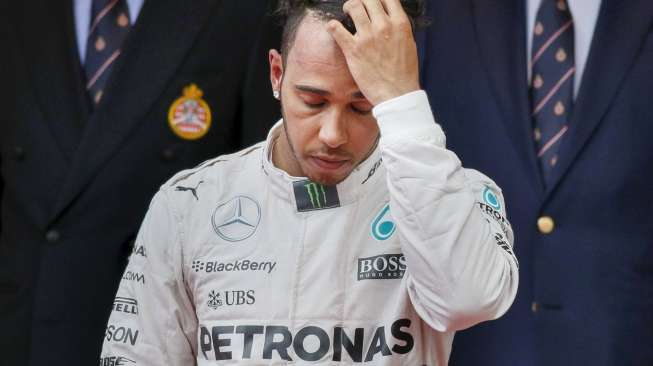 Bikin "Blunder", Mercedes Minta Maaf kepada Hamilton