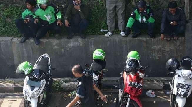 Ojek Stasiun Palmerah