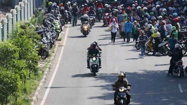 Ojek Stasiun Palmerah