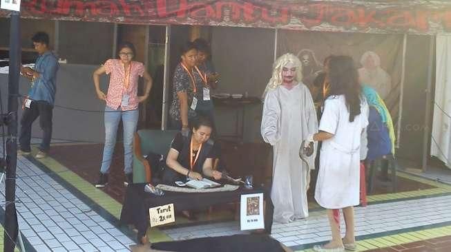 Pengunjung Juga Bisa Melihat "Hantu" di PRJ Senayan