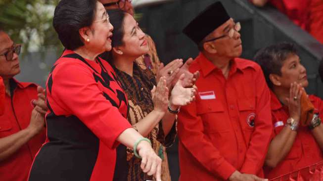 Gedung baru DPP PDIP senilai Rp.42,6 miliar itu diresmikan oleh Megawati. 