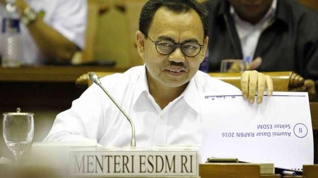 ESDM: Listrik Cuma 900 VA, Tapi di Rumah Ada Dua Mobil Parkir