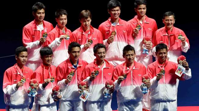 Tim bulutangkis putera Indonesia menang 3-2 atas Thailand dan berhak mendapatkan medali emas.