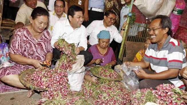 Bahan Pokok di Pasar Induk Aman, Ketua DPR Puas