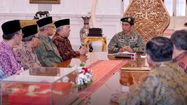 Jokowi Terima Din Syamsudin