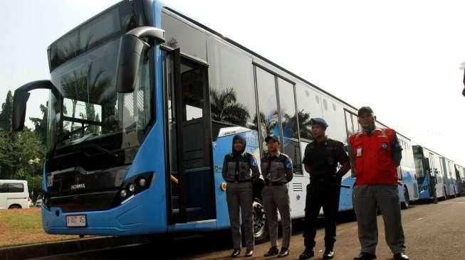 Ahok Luncurkan Transjakarta Baru