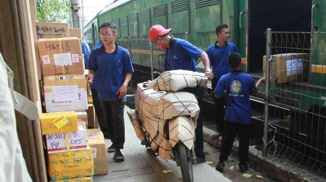 KALOG Operasikan KA Barang Over Night Service Lintas Selatan