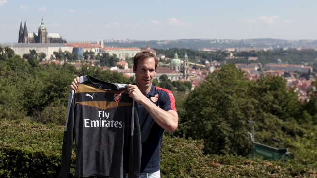 Cech Siap Lakoni Debut Bersama Arsenal