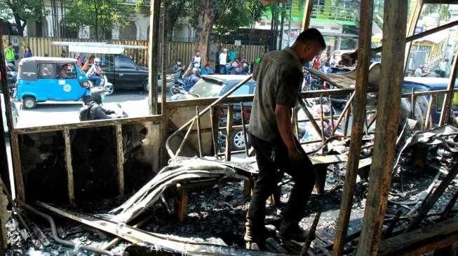 Bus Transjakarta Terbakar