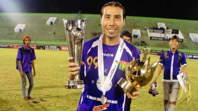 Cristian Carrasco, Spiderman Cile di Skuat Persita Tangerang