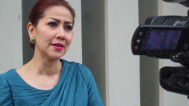 Venna Melinda Bukber di Tempat Pembuangan Sampah