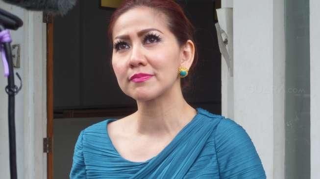 Venna Melinda Bukber di Tempat Pembuangan Sampah
