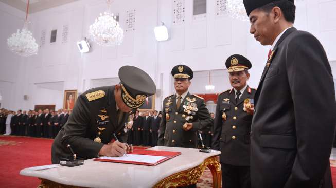 Pentikan Panglima TNI dan Kepala BIN