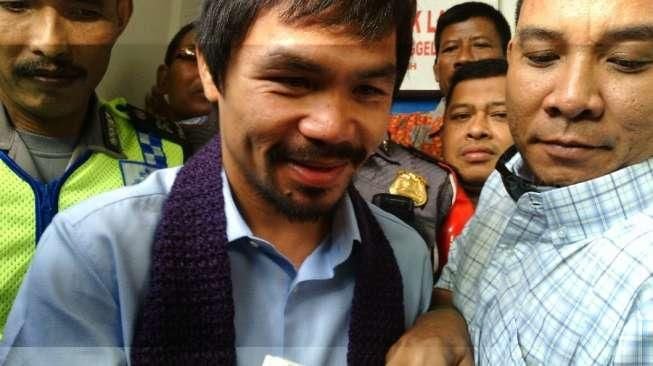 Diberi Uang oleh Manny Pacquaio, Mary Jane Menangis Saat Berdoa