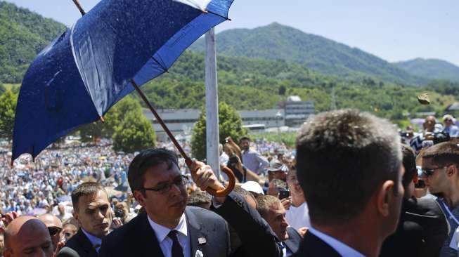 Ziarah Makam Muslim Bosnia, PM Serbia Dilempari Batu