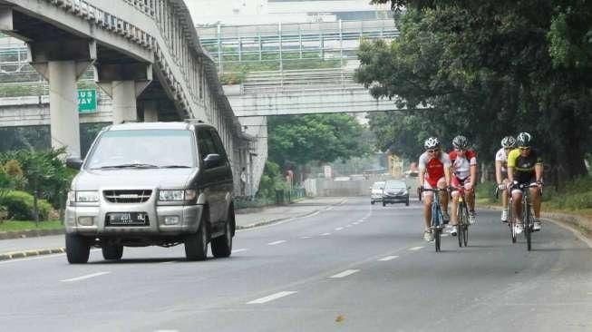 Hari bebas kendaraan bermotor atau Car Free Day (CFD) ditiadakan di Jakarta, pada Minggu (12/7/2015), sehubungan dengan momen Idul Fitri. [Suara.com/Oke Atmaja]