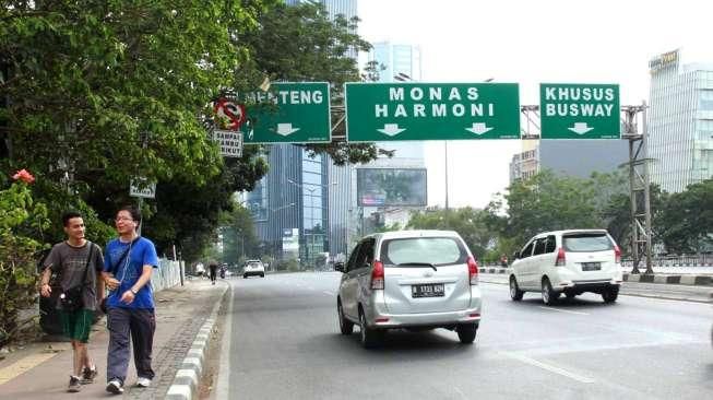 Hari bebas kendaraan bermotor atau Car Free Day (CFD) ditiadakan di Jakarta, pada Minggu (12/7/2015), sehubungan dengan momen Idul Fitri. [Suara.com/Oke Atmaja]