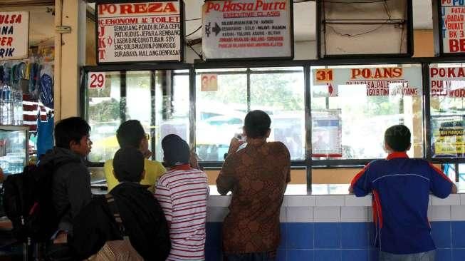 Terminal Kampung Rambutan Sepi