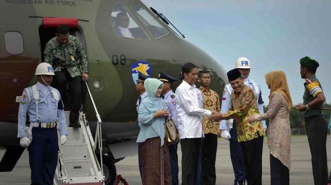 Presiden Jokowi Tiba di Jakarta