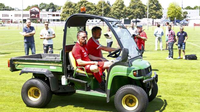 Sesi pemotretan dilakukan di Munich, Jerman.