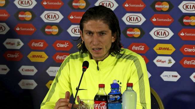 Filipe Luis Tinggalkan Chelsea Musim Ini