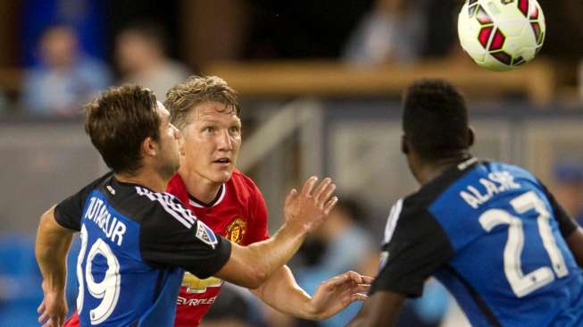 Schweinsteiger, Pembuat Gempa di Allianz Arena dan Old Trafford