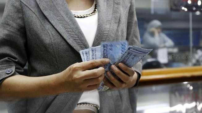 Rupiah Anjlok ke Level Terendah Dalam Enam Pekan Terakhir