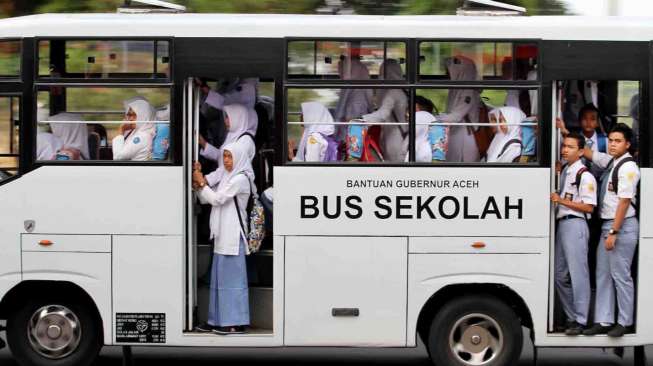 Hari Pertama Masuk Sekolah