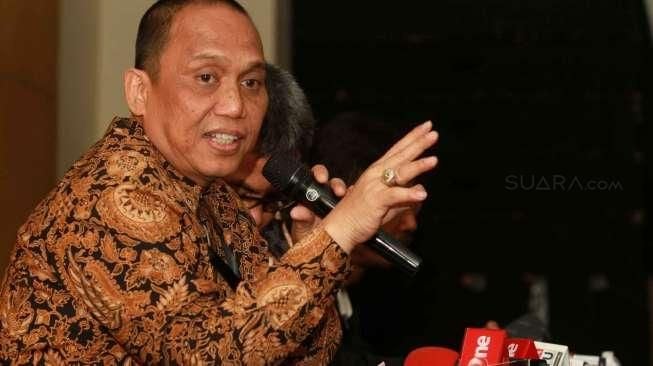 Guernur Sumut dan Istri Jadi Tersangka