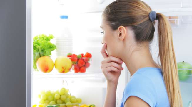 Ilustrasi makanan dalam kulkas. (Shutterstock)