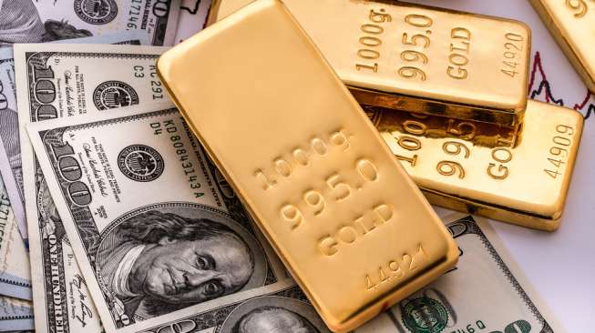 Dolar AS dan Imbal Hasil Obligasi Jatuh, Harga Emas Dunia Melejit
