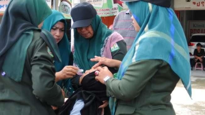 Polisi Syariah Aceh Tertibkan Remaja Bolos Mengaji