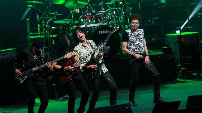 Cuma Tampil Sehari, God Bless Dapat Perlakuan Buruk saat Jadi Band Pembuka Konser Deep Purple