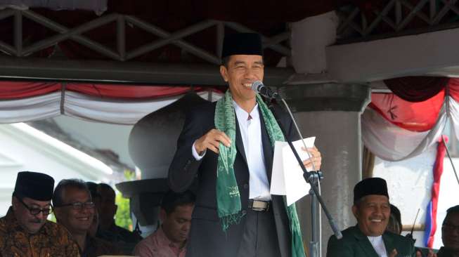 100 tahun Matlaul Anwar