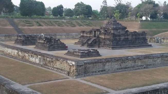 Ketika Candi Sambisari Bersolek untuk Dilirik