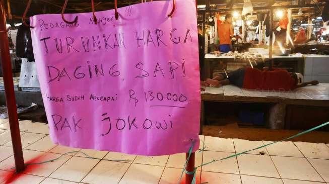 Sejumlah pedagang daging sapi di beberapa pasar tradisional melakukan aksi libur berjualan daging hingga Rabu (12/8).