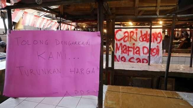 Aksi Protes Pedagang Daging