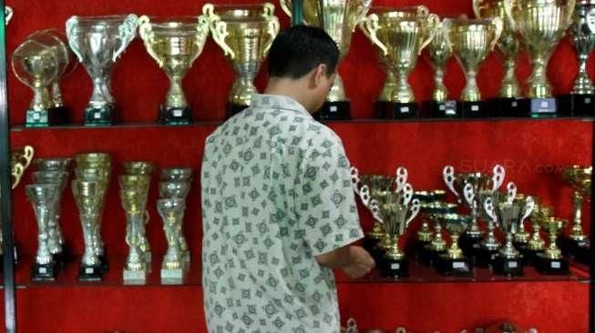 Penjualan Piala Meningkat